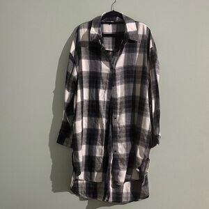 Fashion nova Black and White Plaid Button-Up Shirt